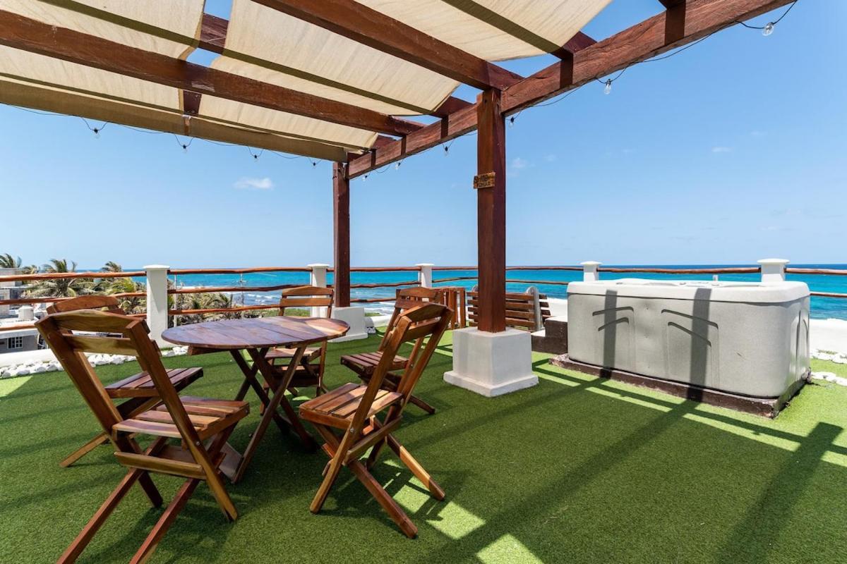 Villa With Ocean View, Pool, Restaurant And Rooftop Ісла-Мухерес Екстер'єр фото