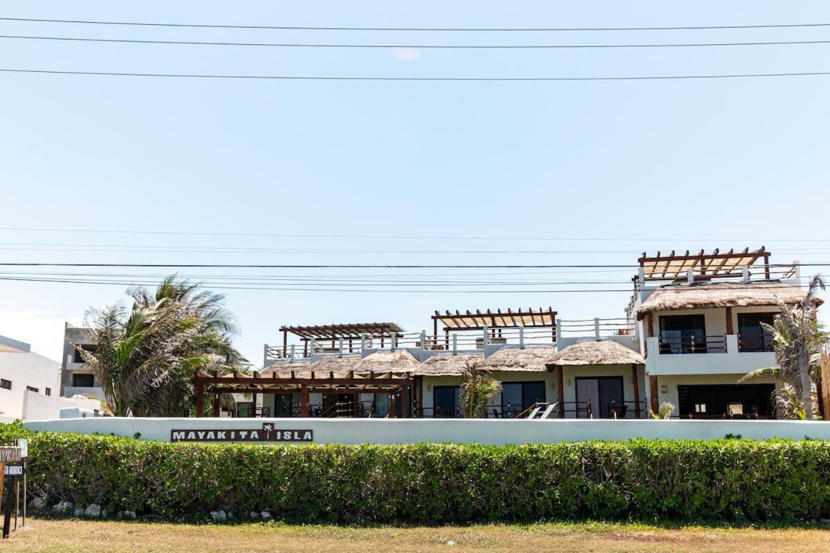 Villa With Ocean View, Pool, Restaurant And Rooftop Ісла-Мухерес Екстер'єр фото